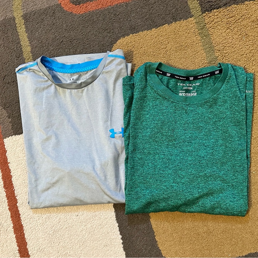 Men’s large athletic short sleeved shirts